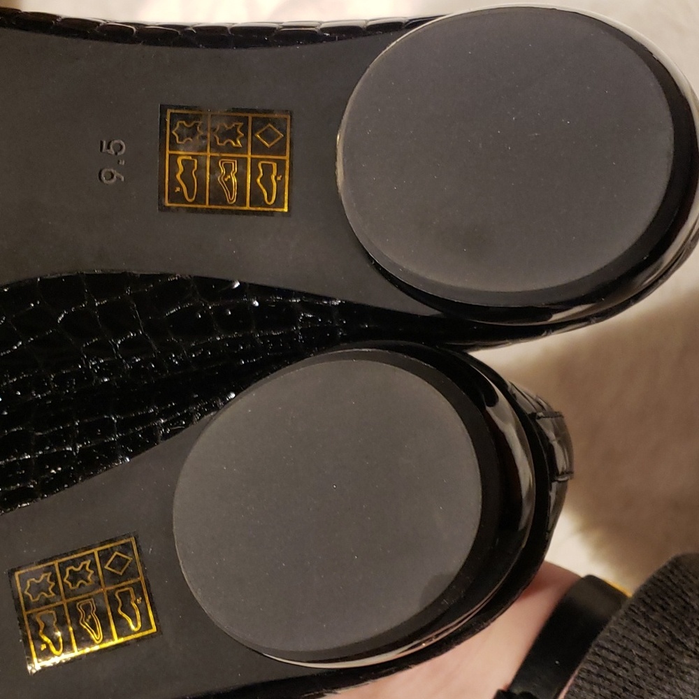 NWOT JEFFREY CAMPBELL 9.5 LEATHER LOAFERS - Picture 3 of 11